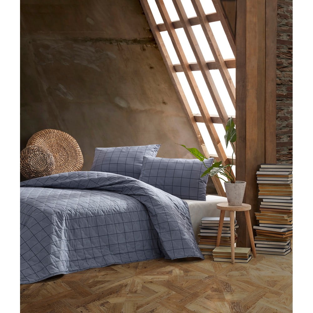 Modrá prikrývka cez posteľ s 2 obliečkami na vankúš z ranforce bavlny EnLora Home Persegi 225 x 240 cm