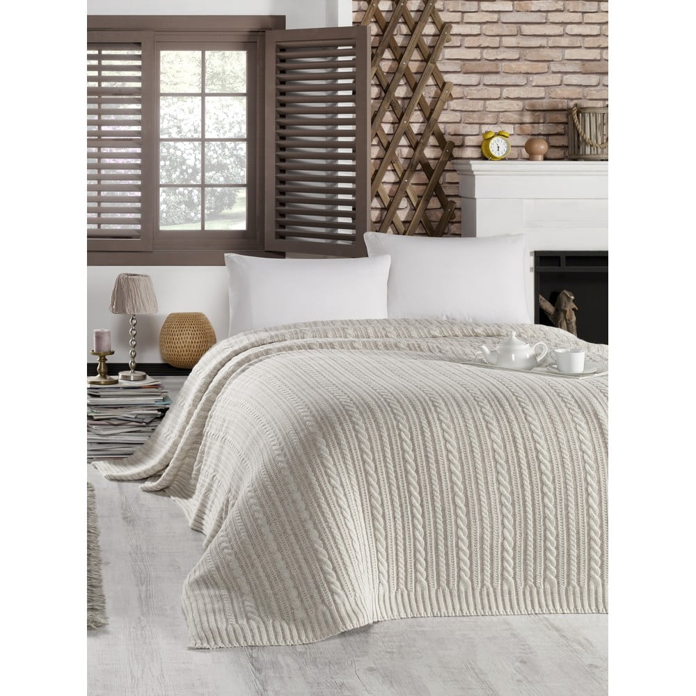 Svetlosivý pléd cez posteľ s prímesou bavlny Homemania Decor Camila 220 x 240 cm